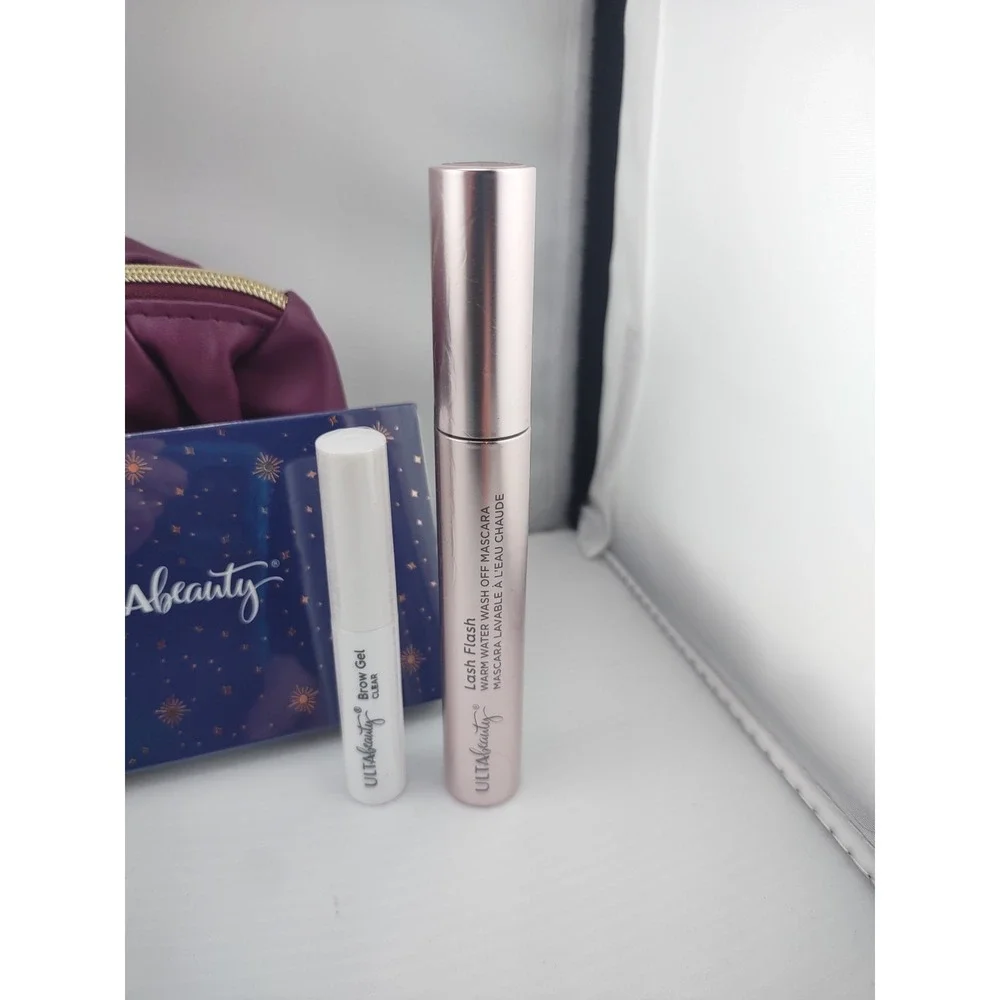 Ulta 10 PC Trvl Set‎ Eyeshadow, Blush, Highlight,Mascara, Lipstick,  Cloth, Bag